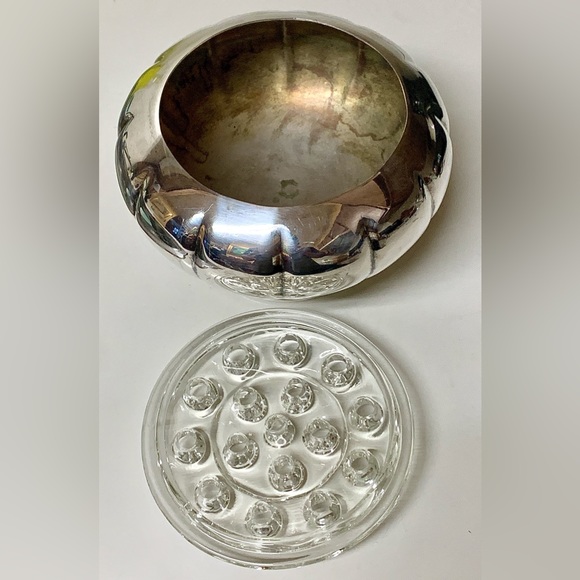 Vintage Primrose E P Copper Silver Plated Rose Bowl with Removable Holed Cover - Picture 16 of 16